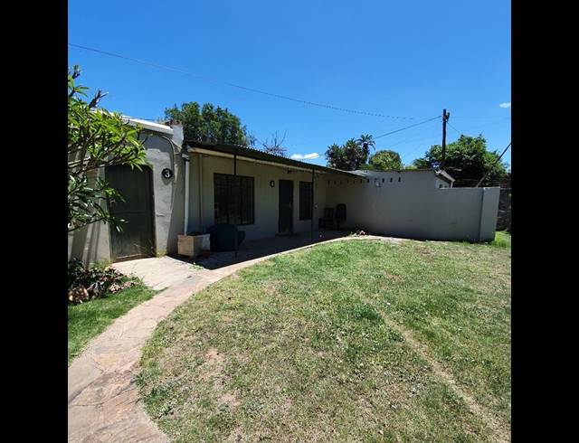 2 BEDROOM PROPERTY TO RENT IN OATLANDS